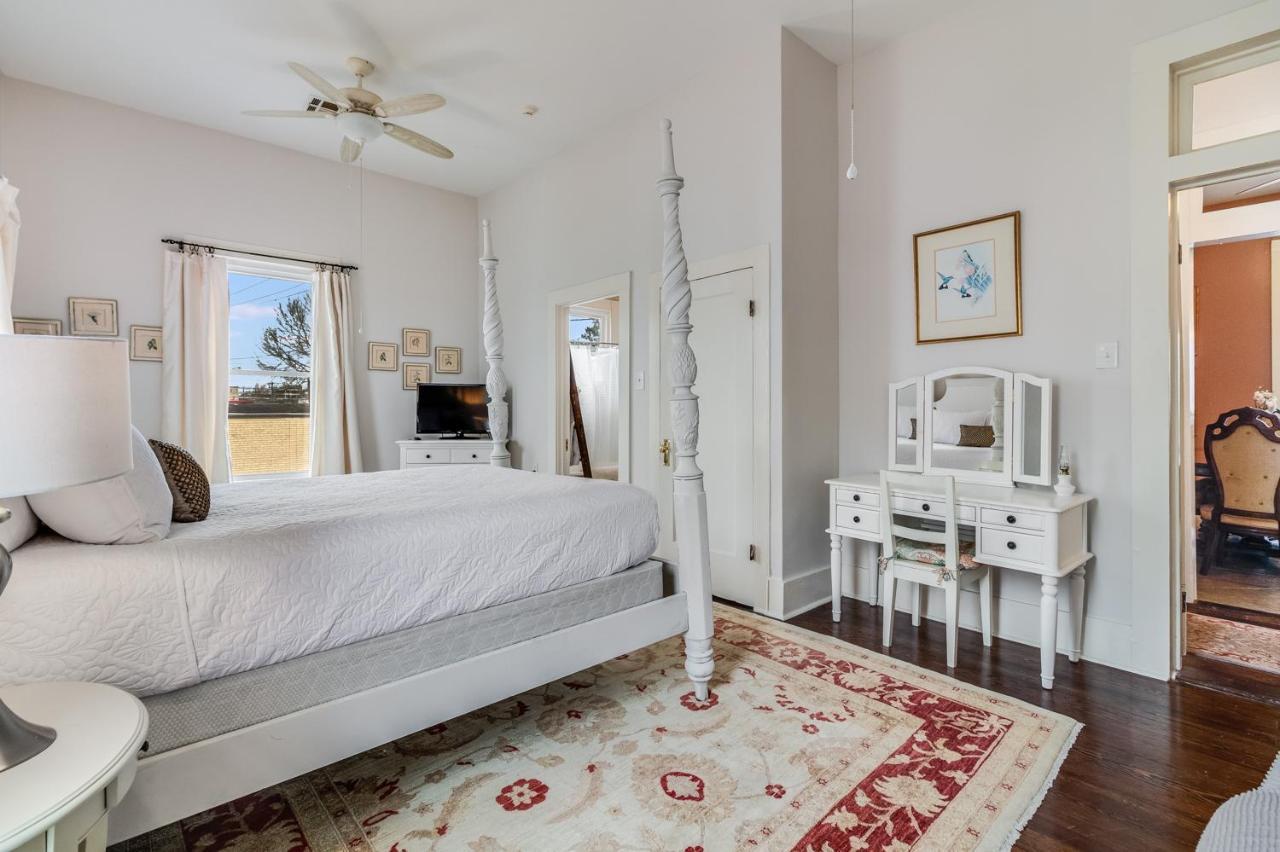 Esprit De Coeur Downtown Lafayette Villa ภายนอก รูปภาพ